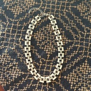 VTG 90s gold tone necklace